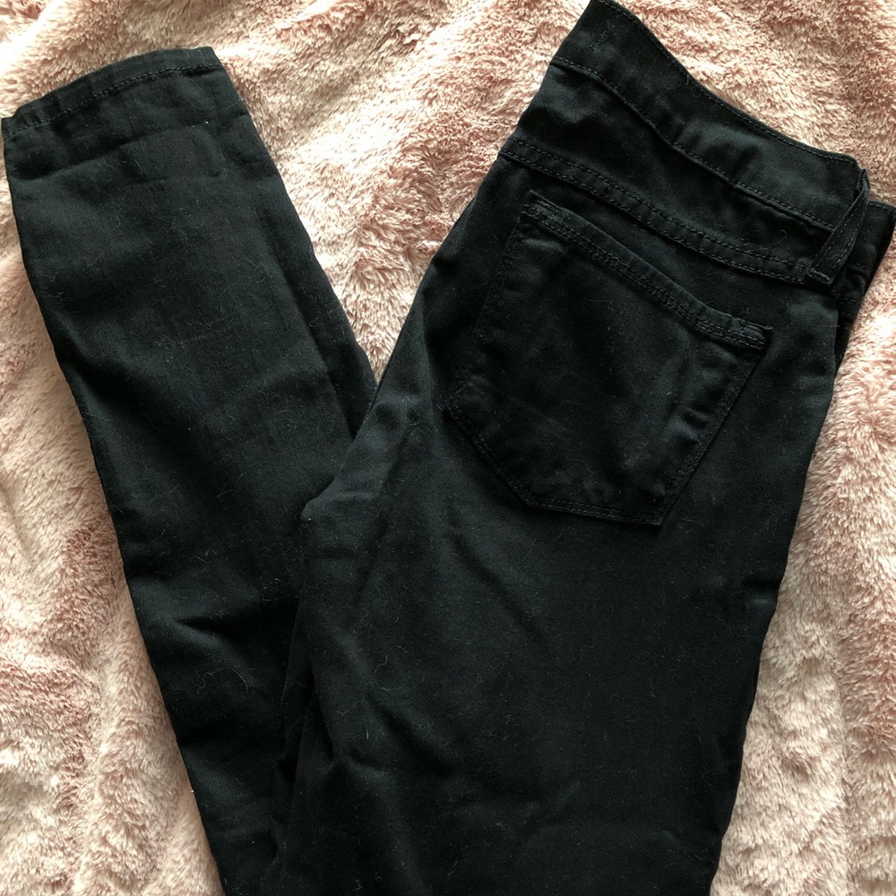 Black skinny jeans